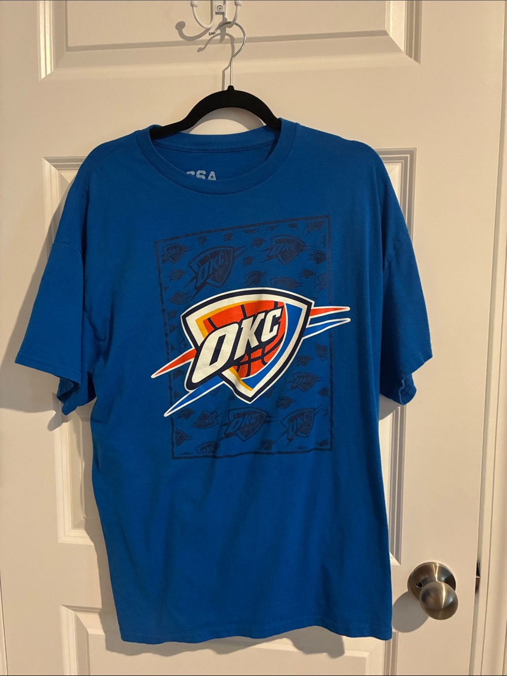 OKC Thunder Blue Graphic Tee - Men's Short Sleeve Shirt